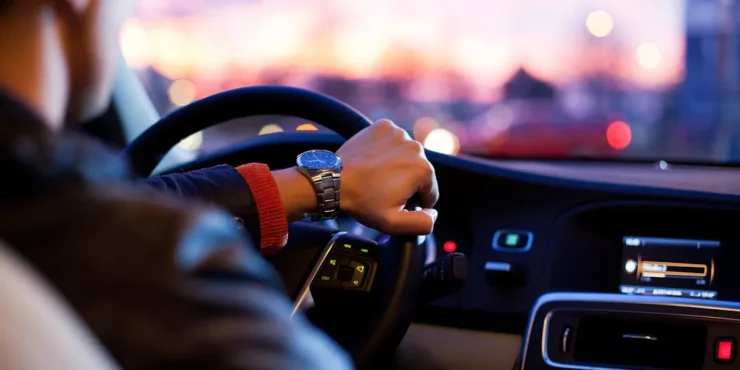 quelle est difference entre chauffeur location demenageur